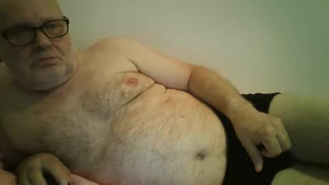Snapshot of zentaurus59 chatting on October 6, 6:20 am zentaurus59 online show from October 6, 6:20 am