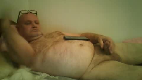 Snapshot of zentaurus59 chatting on October 17, 5:17 pm zentaurus59 online show from October 17, 5:17 pm