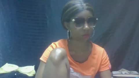 zeolineess online show from October 30, 6:58 am