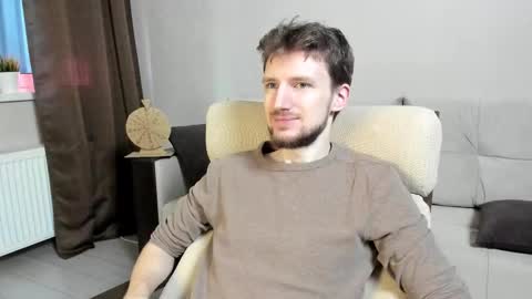 Andrew online show from November 15, 7:54 am