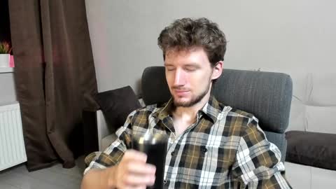 Andrew online show from January 21, 5:05 am