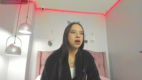 Snapshot of zephyra_angels1 chatting on February 24, 2:30 am ZEPHYRA ANGELS online show from February 24, 2:30 am