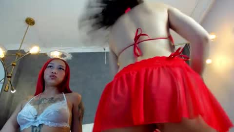 Snapshot of zephyra_angels1 chatting on October 9, 4:18 am ZEPHYRA ANGELS online show from October 9, 4:18 am