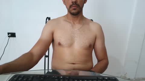 Snapshot of zetherzz chatting on October 1, 4:39 pm Zether online show from October 1, 4:39 pm