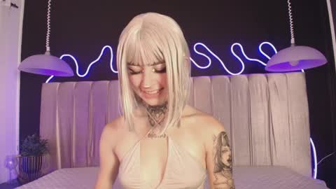 zhally_dee online show from March 28, 7:59 pm