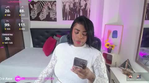 zhia  zeus online show from November 24, 5:28 am