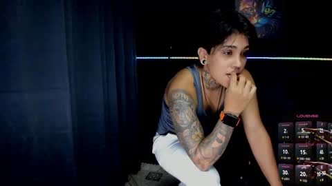 zhoestrong online show from October 30, 12:33 am