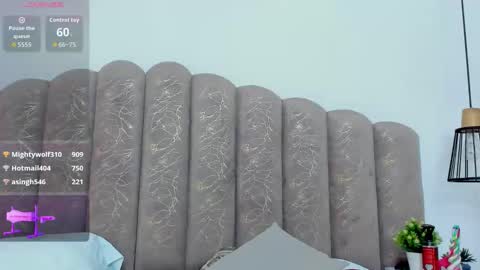 zia online show from December 17, 1:18 pm