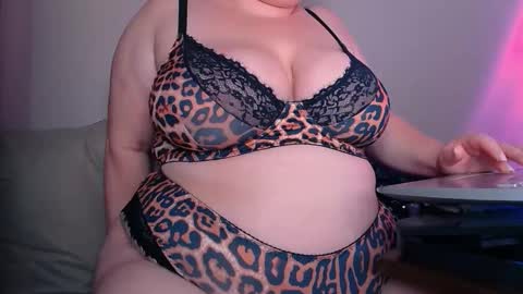 zinacorleone online show from January 14, 8:17 pm