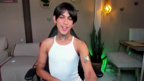 Zion  online show from September 10, 7:59 pm