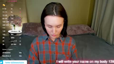 Snapshot of zlata__fox chatting on February 23, 11:58 pm Zlata Mon Tue Thu Fri Sun Sa GMT 3 0000pm - 0600pm online show from February 23, 11:58 pm