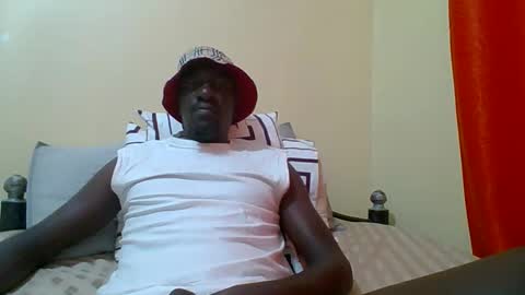 Snapshot of zlatann2012 chatting on October 18, 12:53 pm Zlatann2012 online show from October 18, 12:53 pm