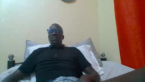 Snapshot of zlatann2012 chatting on September 16, 9:40 pm Zlatann2012 online show from September 16, 9:40 pm