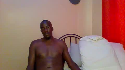 Snapshot of zlatann2012 chatting on February 22, 3:03 pm Zlatann2012 online show from February 22, 3:03 pm