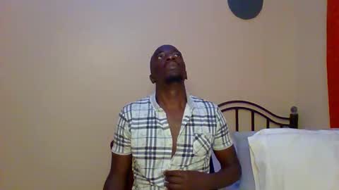 Snapshot of zlatann2012 chatting on March 2, 3:59 pm Zlatann2012 online show from March 2, 3:59 pm