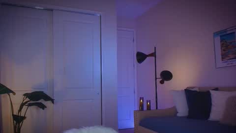 Zara  Join next live  at 5PM EST  online show from October 27, 9:37 pm