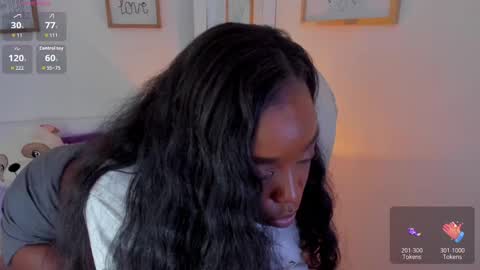 Zobe Love online show from October 31, 7:36 pm