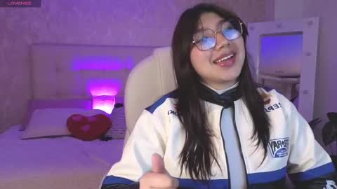Snapshot of zoe_capelli chatting on September 24, 5:14 am zoe online show from September 24, 5:14 am