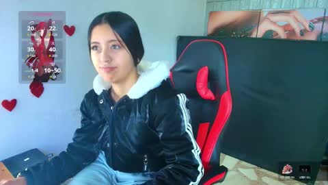 Z O E online show from March 9, 8:35 pm