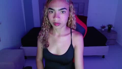 zoe_galli online show from October 3, 11:24 pm