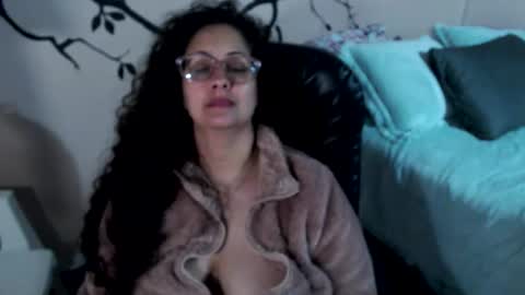 Zoe Koller online show from February 12, 11:52 pm