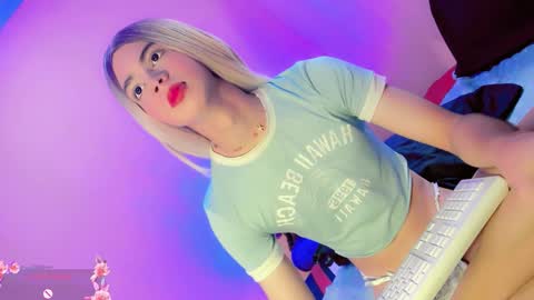 ZOE online show from February 22, 5:26 pm