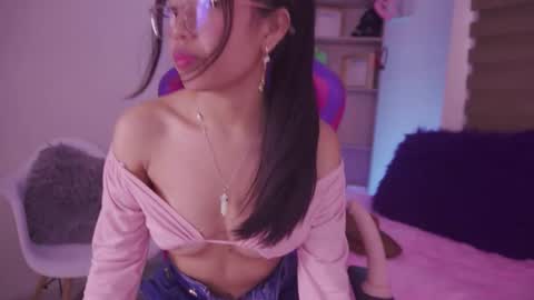 Zoe  online show from October 16, 4:06 pm