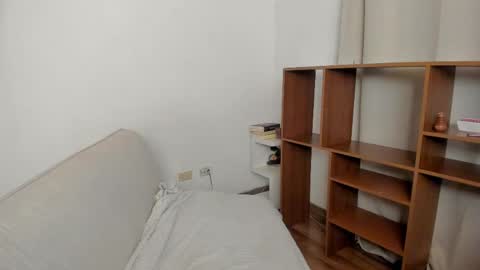 Zoe online show from April 3, 1:45 am