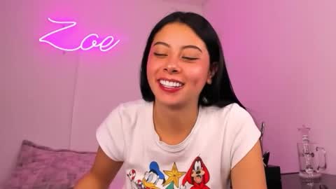 zoecams online show from February 19, 6:29 pm