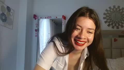 Snapshot of zoecruzz chatting on March 8, 2:19 pm ZOE online show from March 8, 2:19 pm