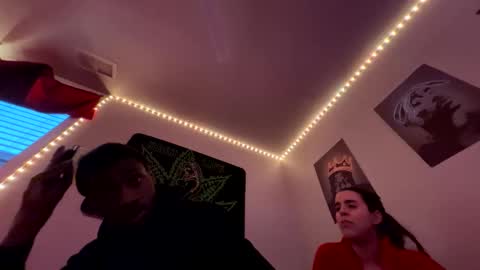 Snapshot of zoel87 chatting on January 23, 10:44 pm LovelyLatin25 online show from January 23, 10:44 pm