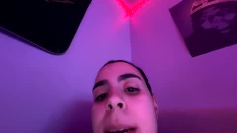 Snapshot of zoel87 chatting on January 27, 7:13 pm LovelyLatin25 online show from January 27, 7:13 pm