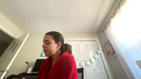 Snapshot of zoel87 chatting on October 17, 1:26 pm LovelyLatin25 online show from October 17, 1:26 pm
