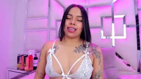 ZoeSwam online show from December 3, 12:06 pm