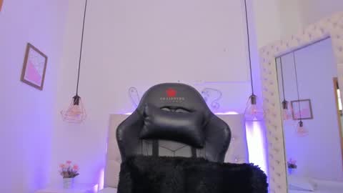 zoeth_ruiz online show from March 11, 3:23 pm