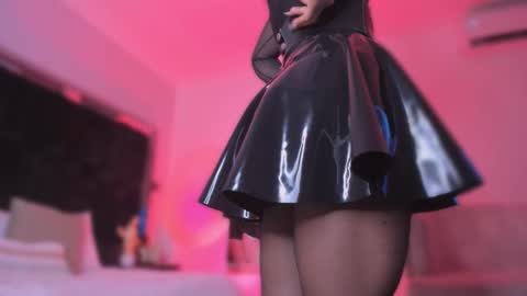 Snapshot of zoevidal_ chatting on September 15, 12:50 pm zoevidal_ online show from September 15, 12:50 pm