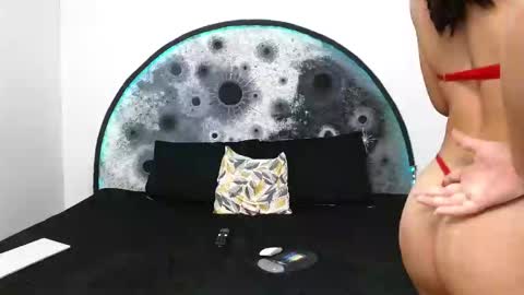 Zoey  Jayden online show from February 11, 11:54 pm