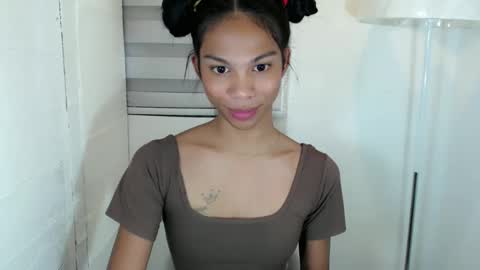 zoey online show from February 11, 12:28 am