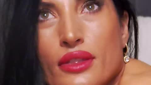 Zoey online show from November 13, 8:11 pm