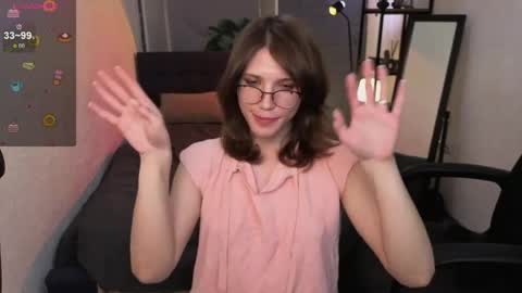 Zoria and Luna online show from April 15, 7:58 pm