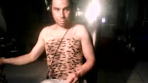 zooroxxx101 online show from March 24, 11:05 am