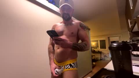 Snapshot of zuko_zen69 chatting on January 15, 1:23 am Zuko online show from January 15, 1:23 am