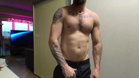 Snapshot of zuko_zen69 chatting on October 15, 1:31 am Zuko online show from October 15, 1:31 am