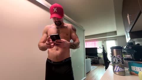 Snapshot of zuko_zen69 chatting on October 4, 4:27 pm Zuko online show from October 4, 4:27 pm