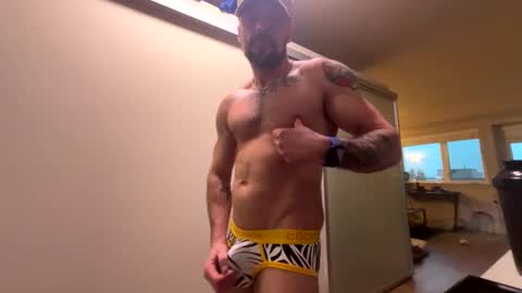Snapshot of zuko_zen69 chatting on January 16, 12:45 am Zuko online show from January 16, 12:45 am