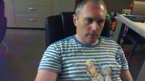 Snapshot of zultem chatting on October 15, 4:05 am zultem online show from October 15, 4:05 am
