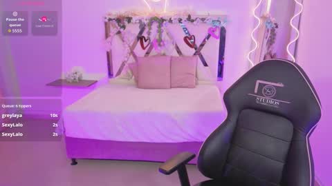 ZURY   online show from October 25, 12:04 pm