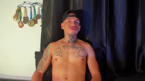 zyon garcia online show from December 21, 7:35 am