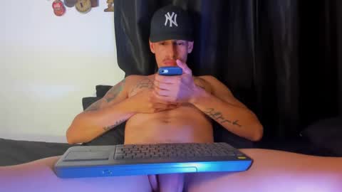 zyon garcia online show from December 17, 3:38 pm