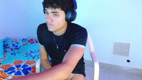 antonio felipe online show from January 27, 11:00 am